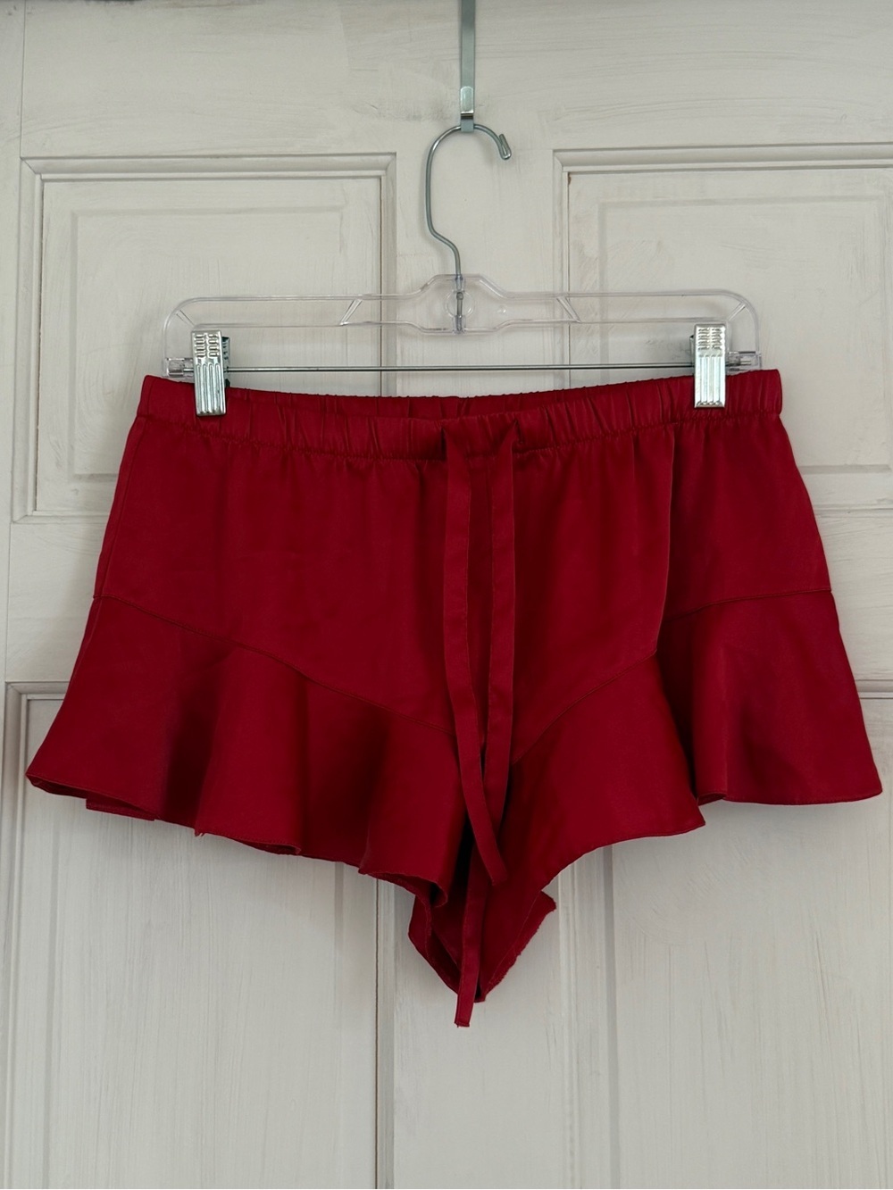 VICTORIA’S SECRET Women’s Red Satin Drawstring Ruffle Hem Shorts Size M